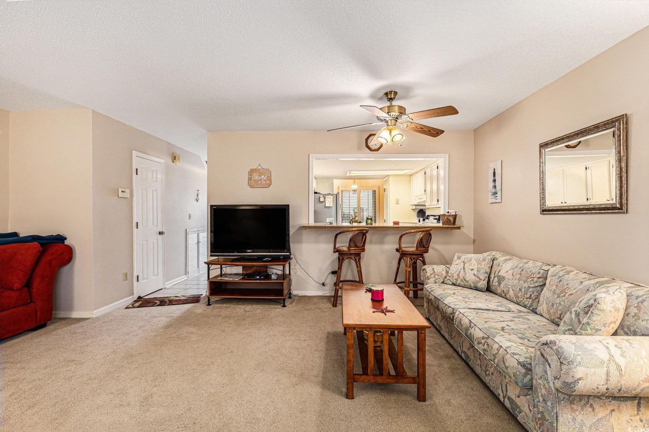 951 Plantation Dr. Photo 8