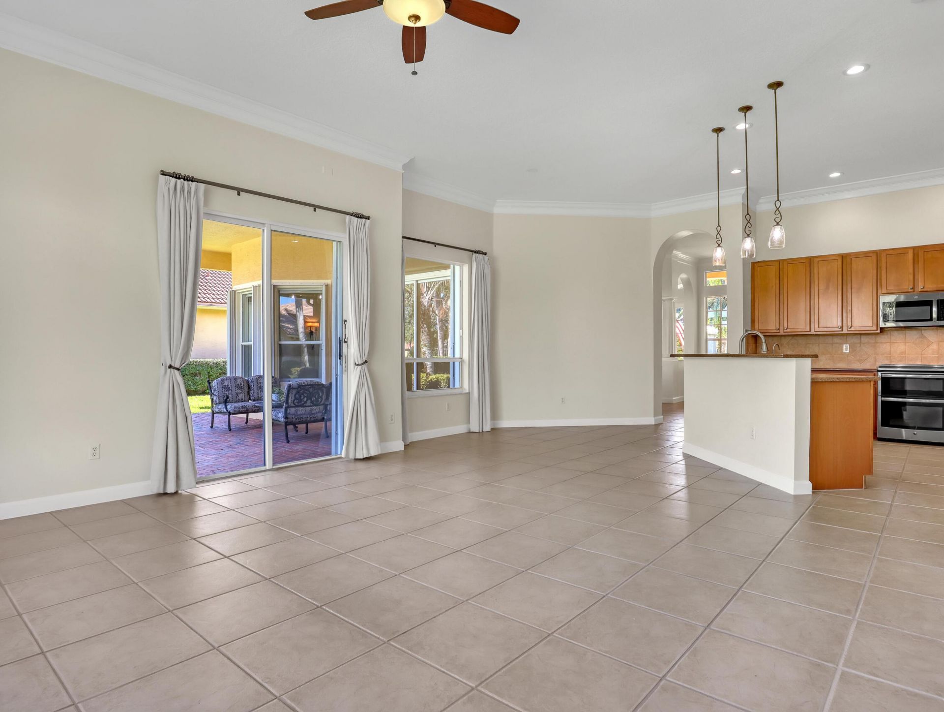 819 SW Bromelia Terrace, Stuart, FL 34997 Photo