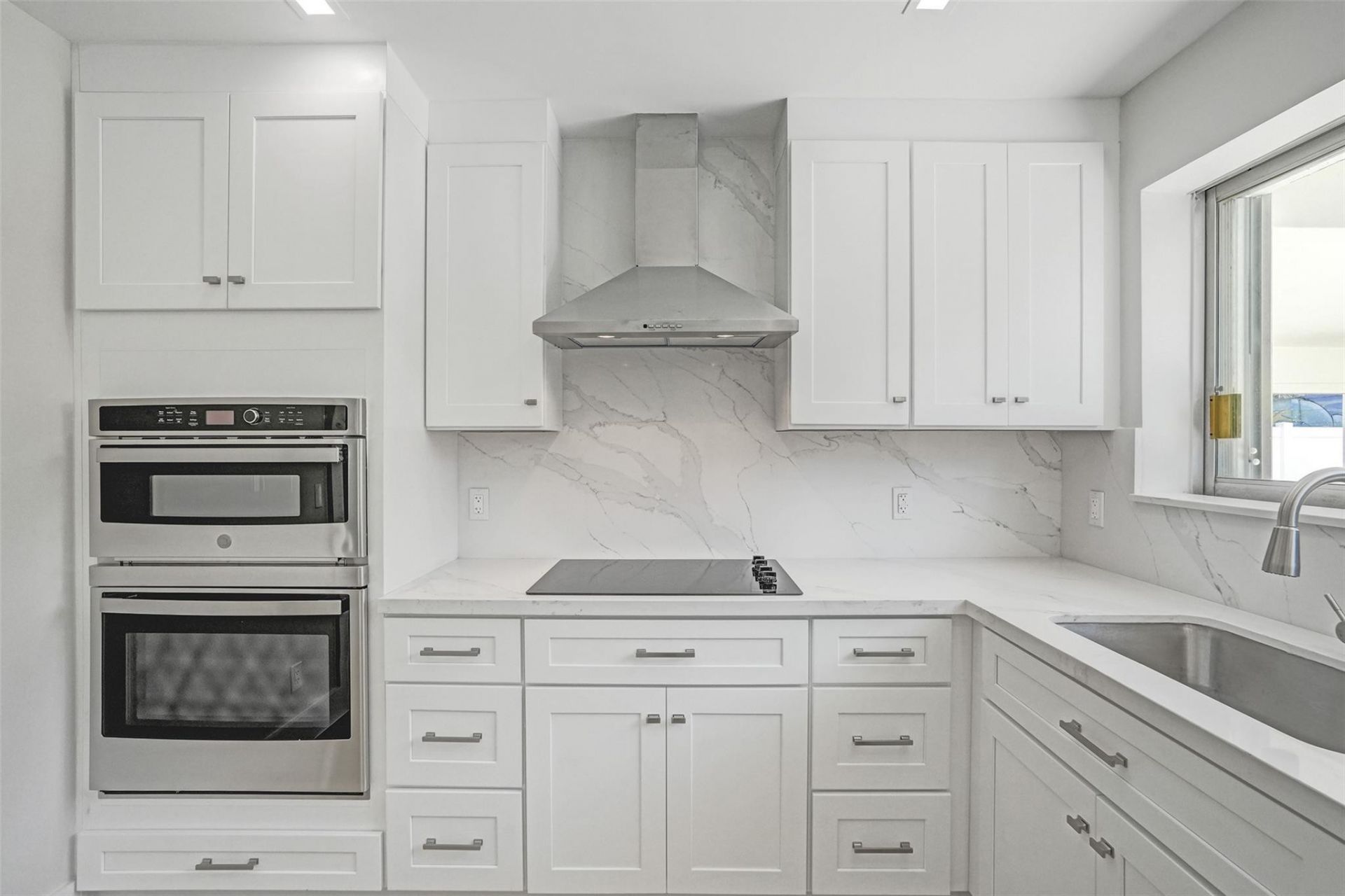 2111 NE 35th Street, Lighthouse Point, FL 33064 Photo