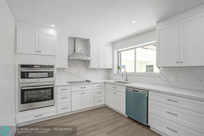 2111 NE 35th St, Lighthouse Point, FL 33064 Photo