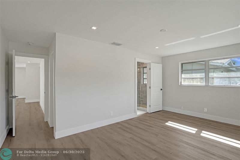 2111 NE 35th St, Lighthouse Point, FL 33064 Photo