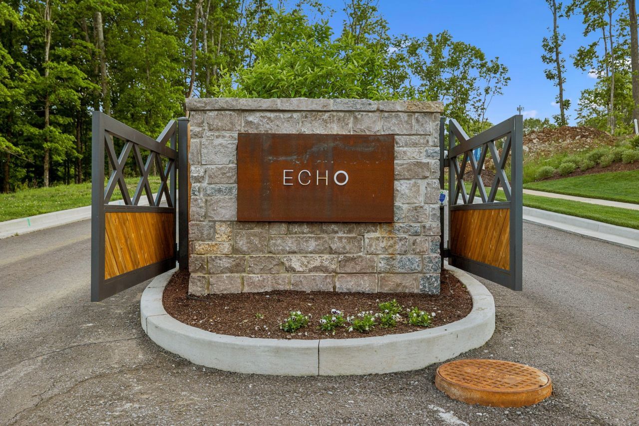 1713 Reflection Ln, Brentwood, TN 37027 Main Photo