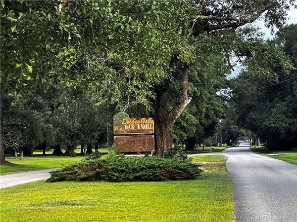 HOLLY Court, Abita Springs, LA 70420