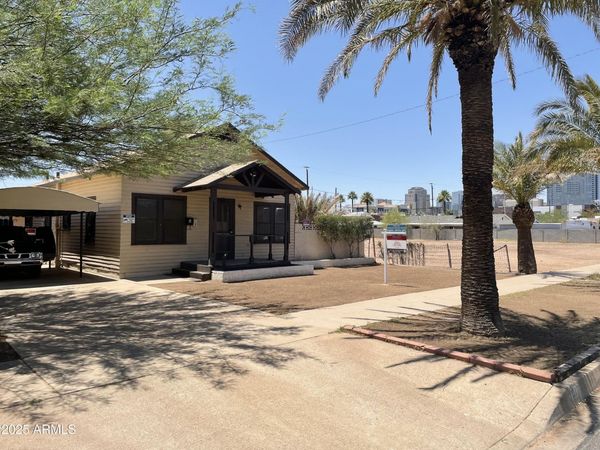 1017 E TAYLOR Street, Phoenix, AZ 85006