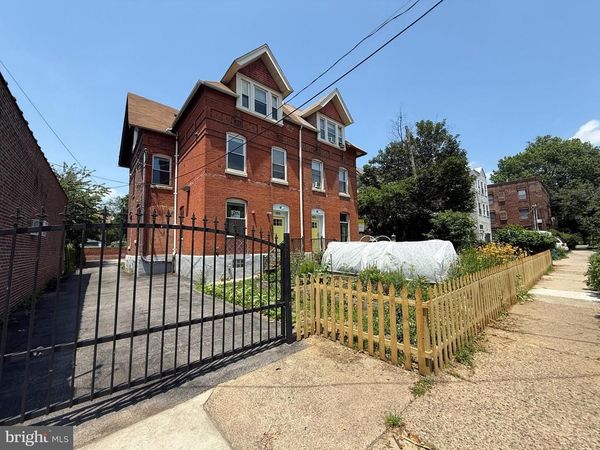 4813-15 CHESTER AVENUE, PHILADELPHIA, PA 19143