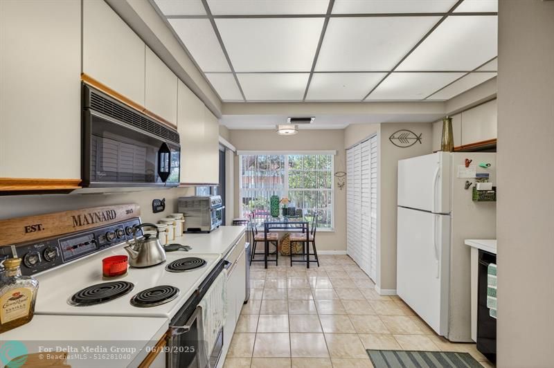 2121 S Ocean Boulevard, Unit 506, Lauderdale by the Sea, FL 33062 Photo