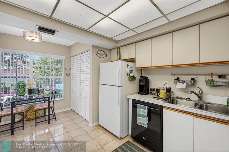 2121 S Ocean Boulevard, Unit 506, Lauderdale by the Sea, FL 33062 Photo