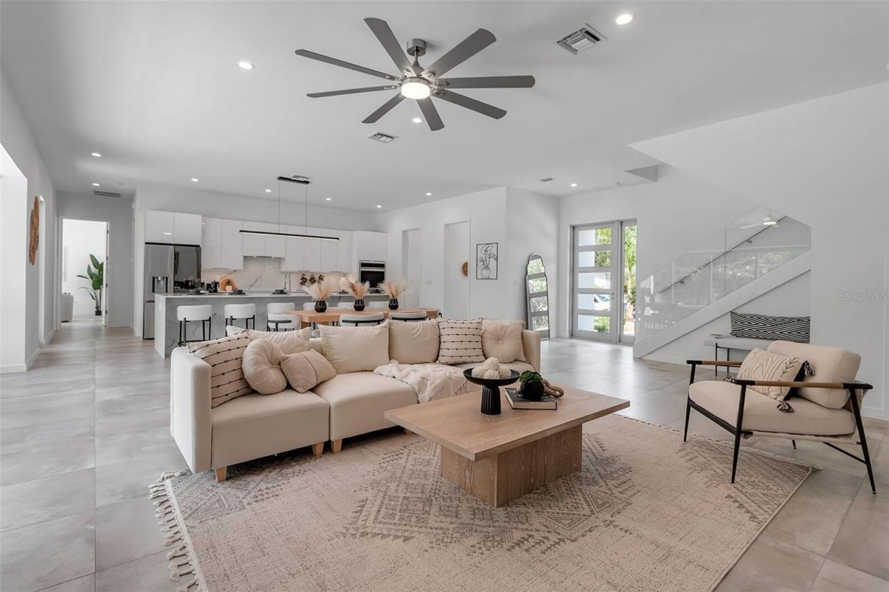 2124 Clematis Place, Sarasota, FL 34239 Photo