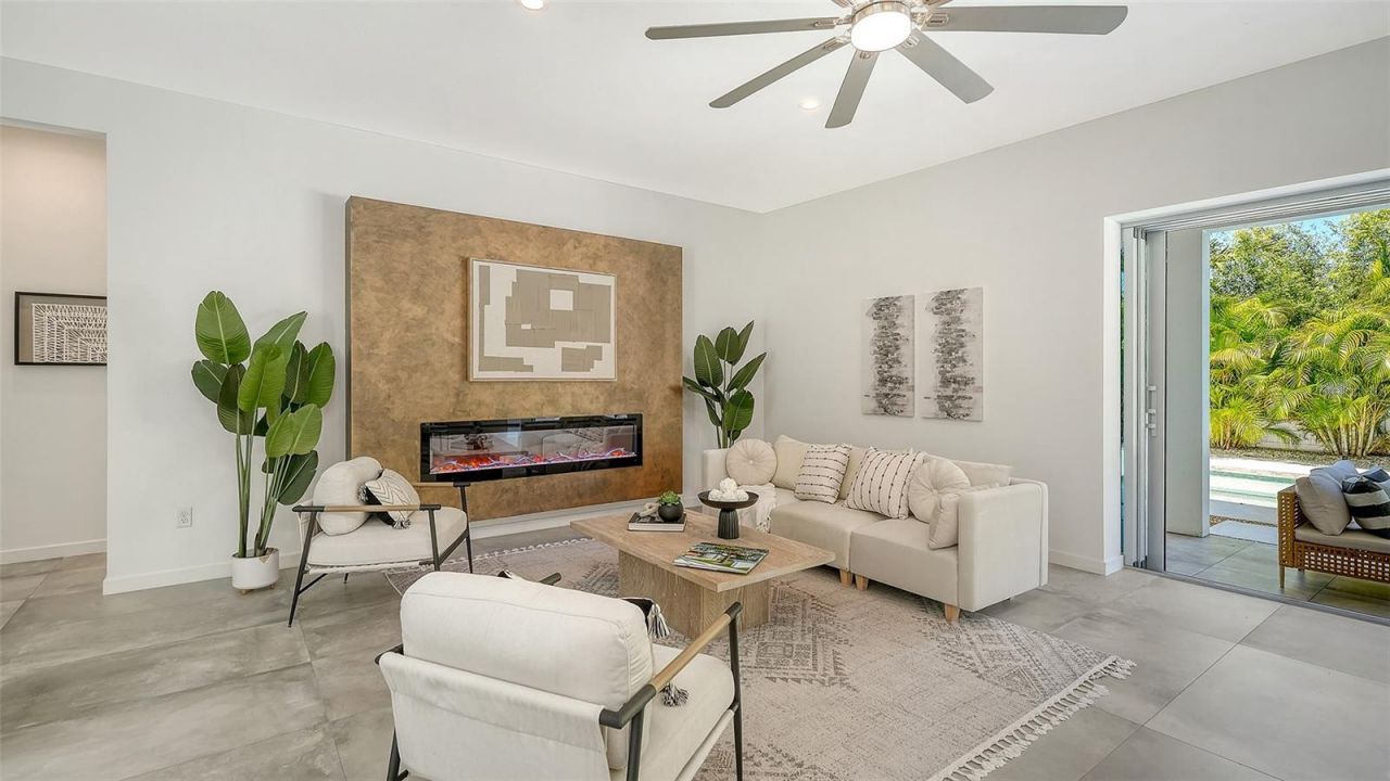 2124 Clematis Place, Sarasota, FL 34239 Photo