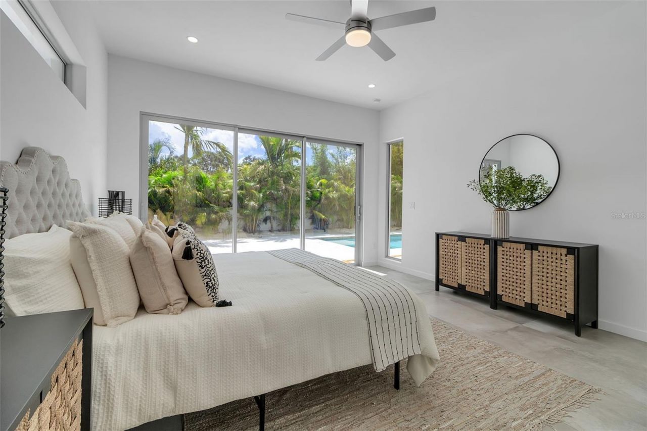 2124 Clematis Place, Sarasota, FL 34239 Photo