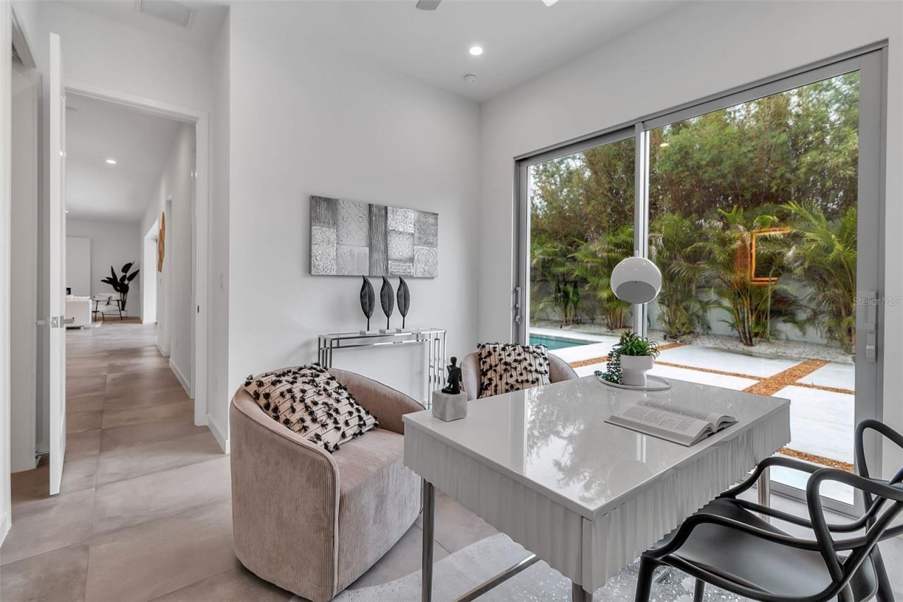 2124 Clematis Place, Sarasota, FL 34239 Photo