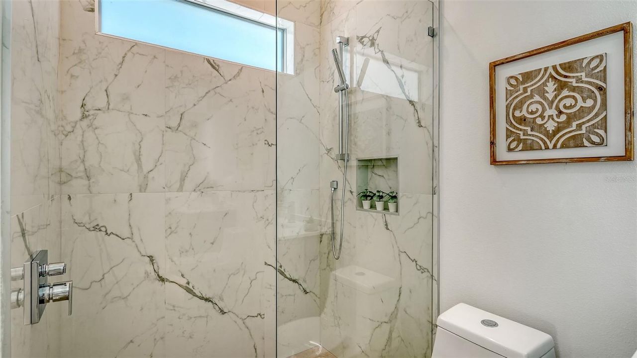 2124 Clematis Place, Sarasota, FL 34239 Photo