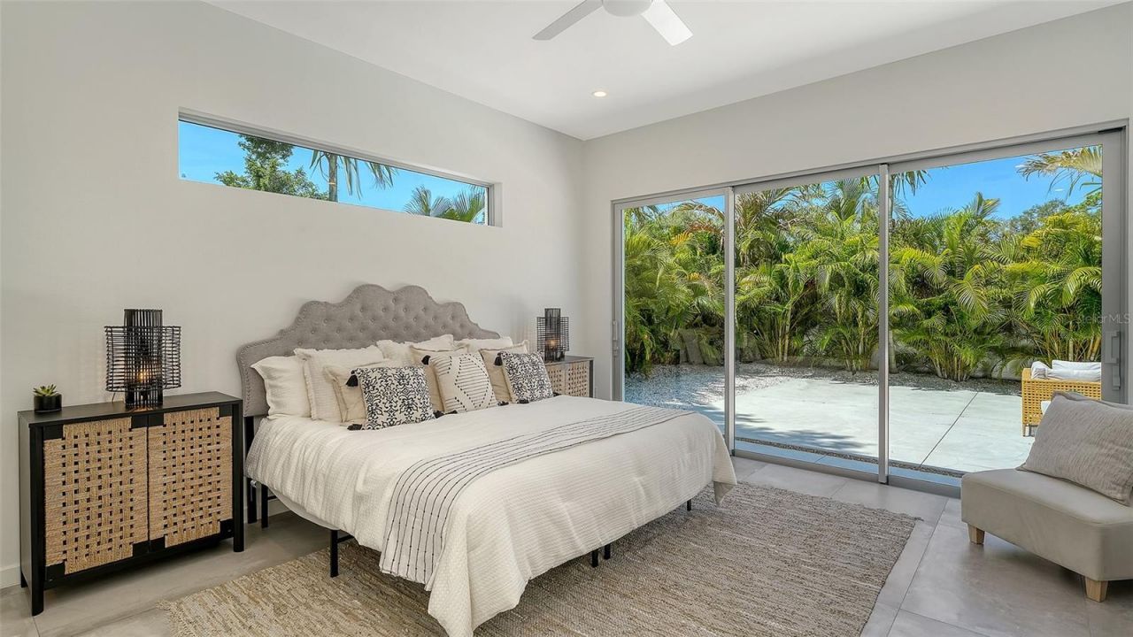 2124 Clematis Place, Sarasota, FL 34239 Photo