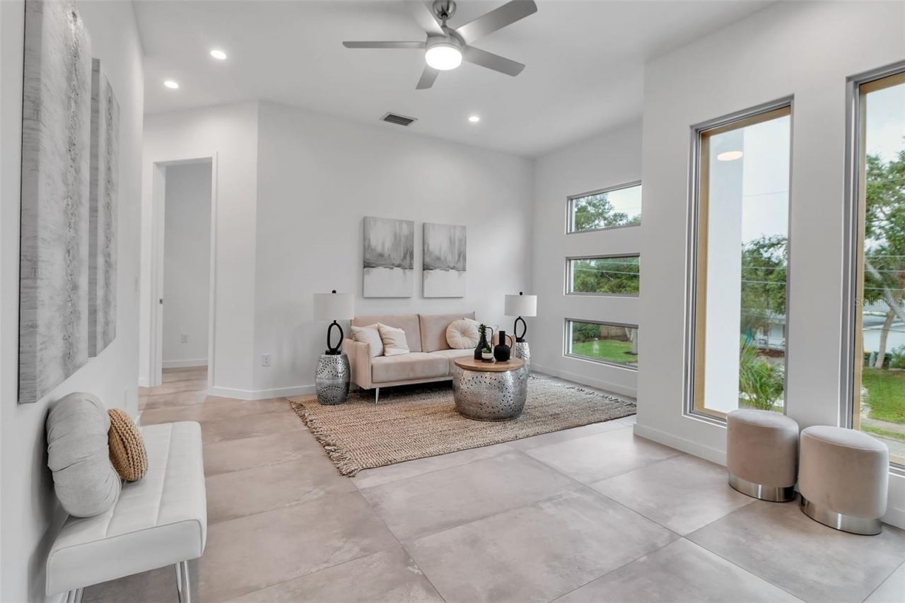 2124 Clematis Place, Sarasota, FL 34239 Photo