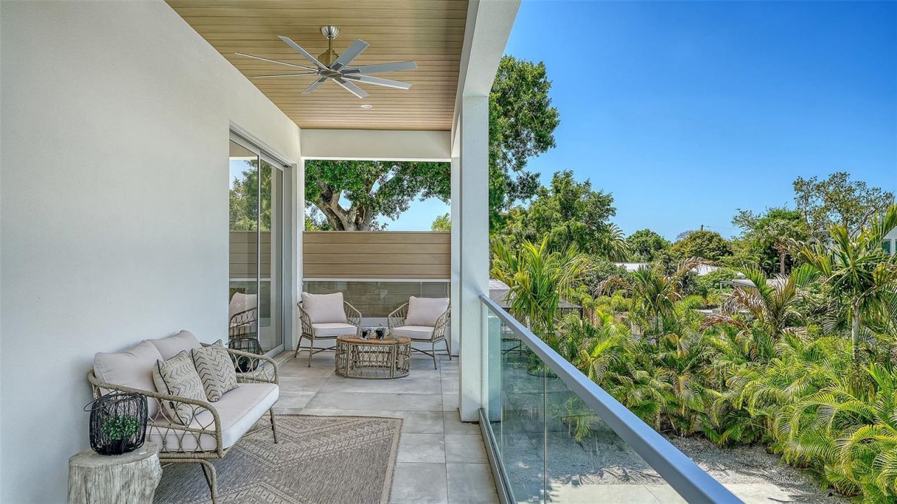 2124 Clematis Place, Sarasota, FL 34239 Photo