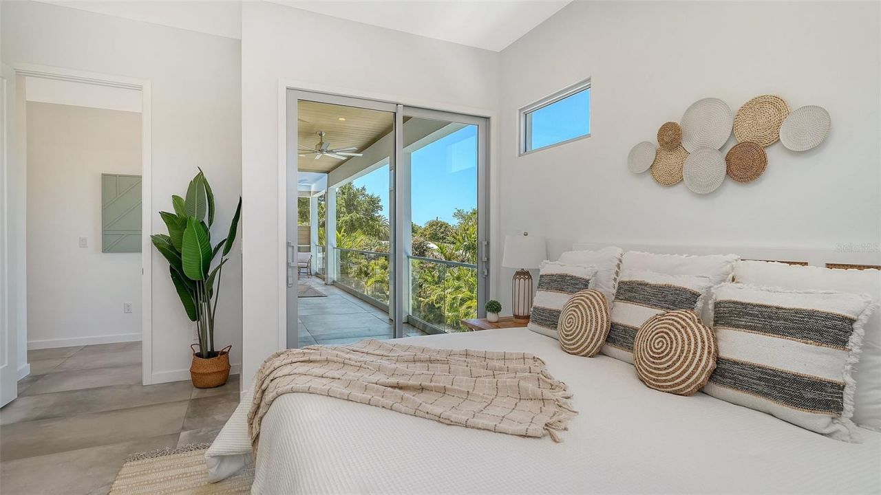 2124 Clematis Place, Sarasota, FL 34239 Photo