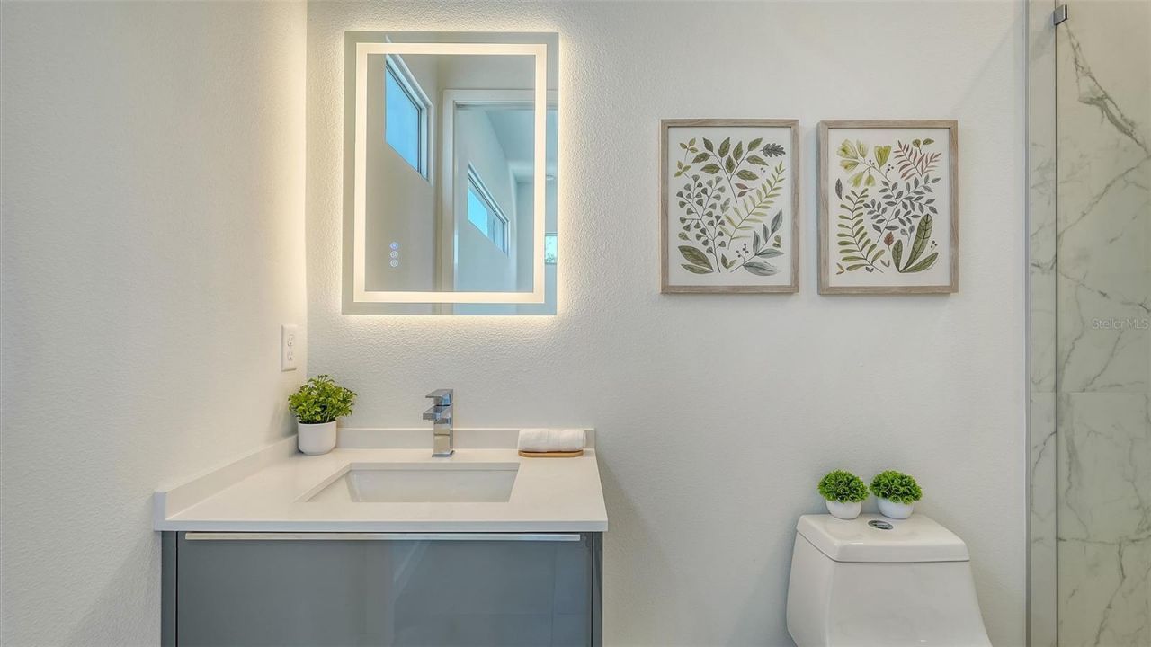 2124 Clematis Place, Sarasota, FL 34239 Photo