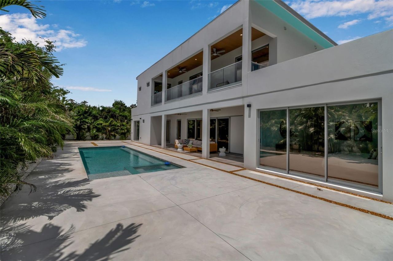 2124 Clematis Place, Sarasota, FL 34239 Photo