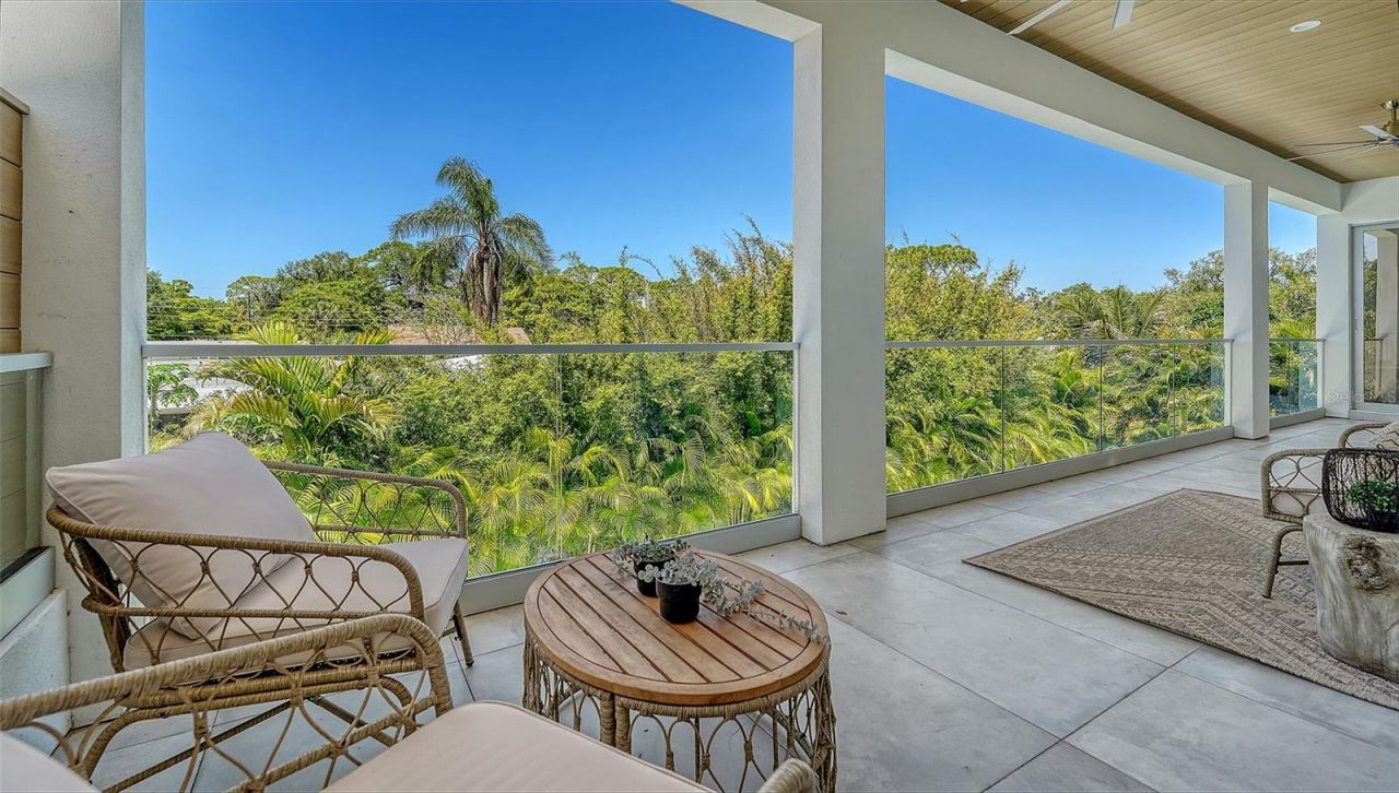 2124 Clematis Place, Sarasota, FL 34239 Photo