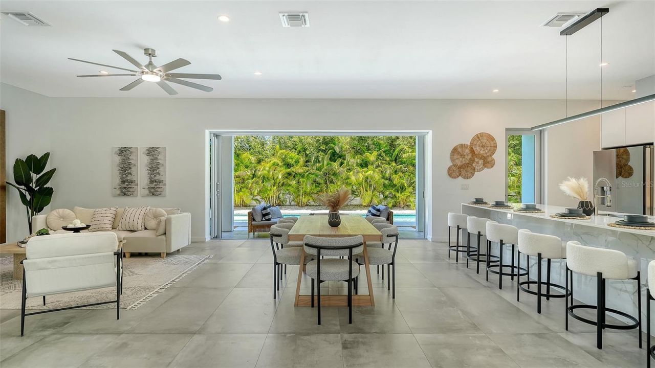 2124 Clematis Place, Sarasota, FL 34239 Photo