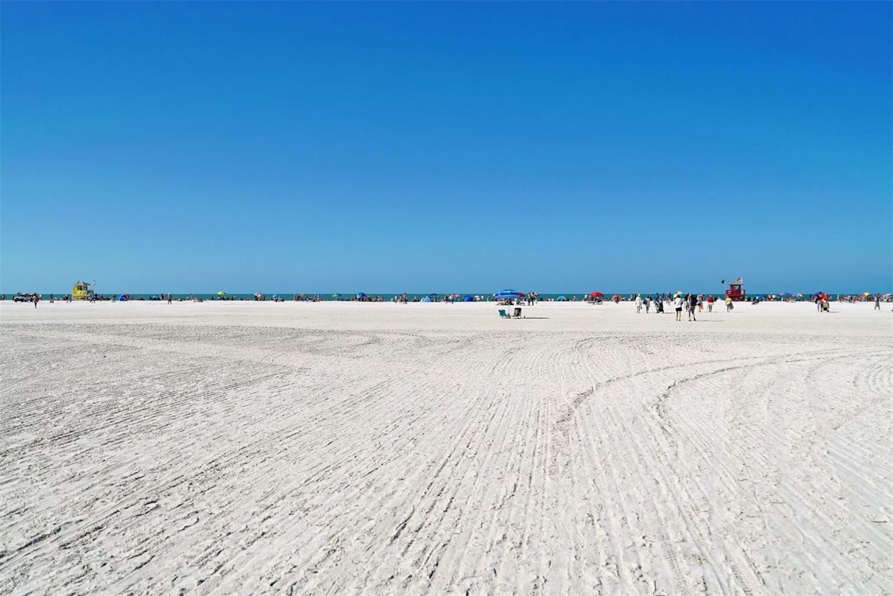 2124 Clematis Place, Sarasota, FL 34239 Photo