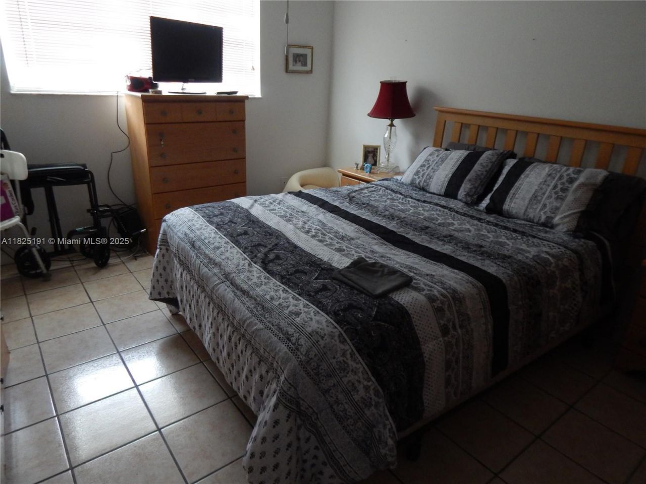 347 NW 57th Ct, Miami, FL 33126 Photo