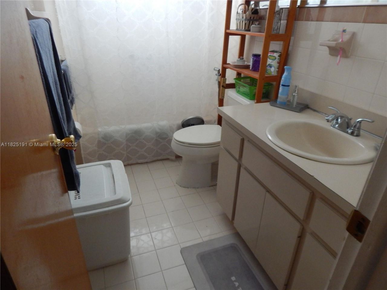 347 NW 57th Ct, Miami, FL 33126 Photo