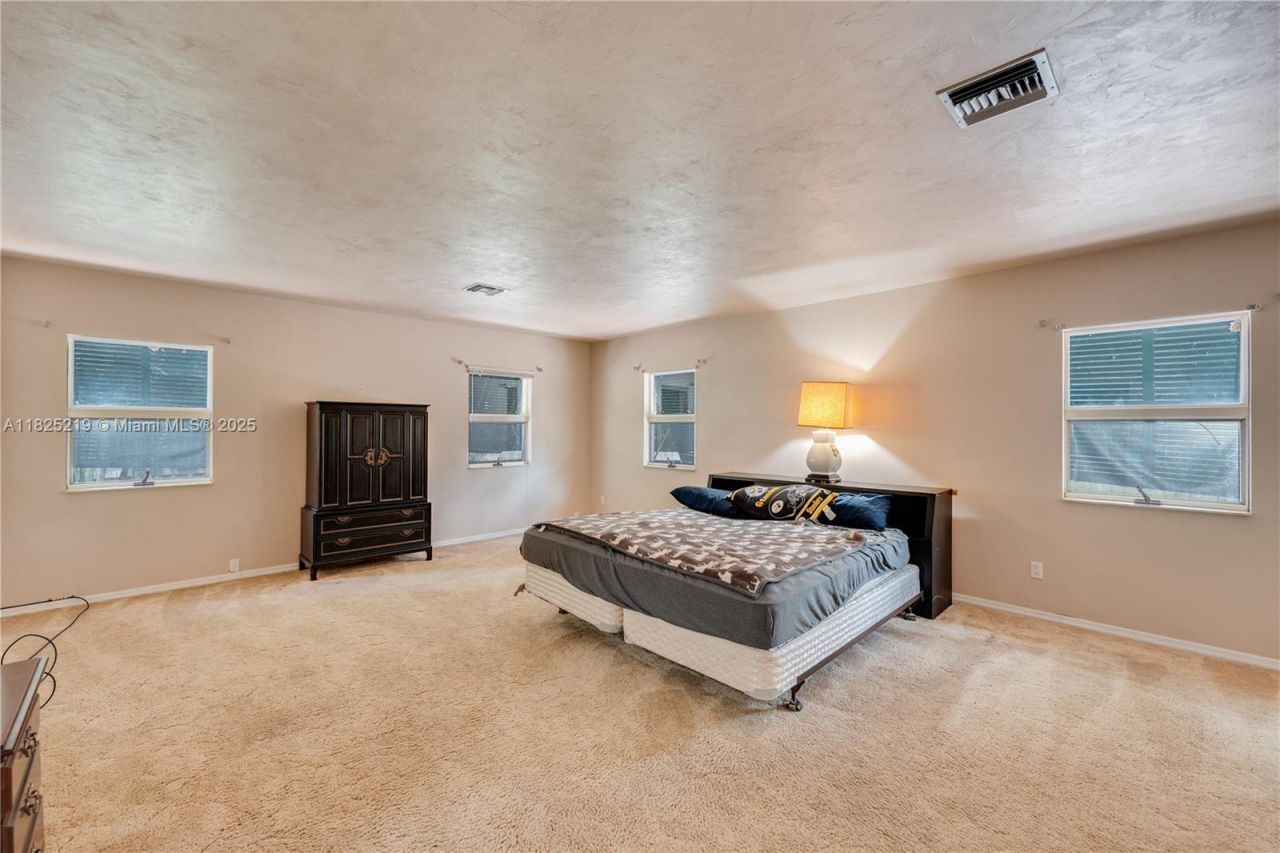 5254 River Blossom Lane, La Belle, FL 33935 Photo