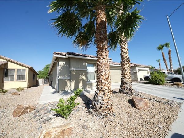 6040 Eganridge Court, North Las Vegas, NV 89081