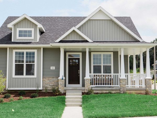 1803 Autumn Lake Parkway, Madison, WI 53718