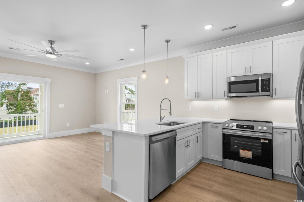 2308 Seaseeker Ln. Photo 10