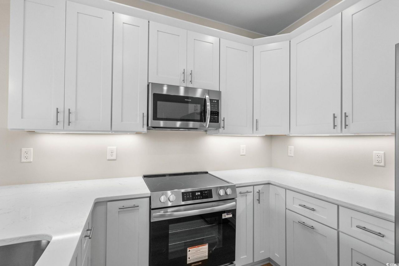 2308 Seaseeker Ln. Photo 12