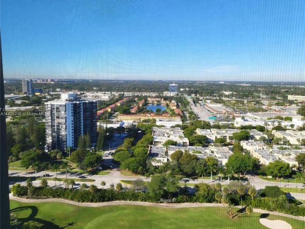 20335 W Country Club Dr, Unit PH2, Aventura, FL 33180
