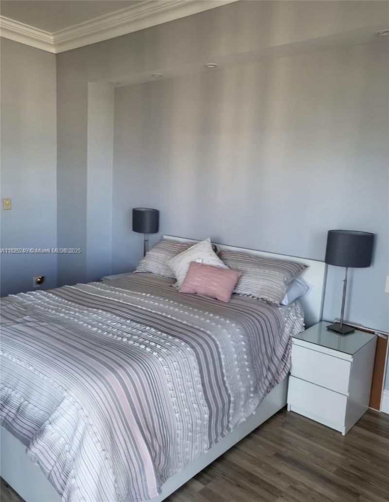 20335 W Country Club Dr, Unit PH2, Aventura, FL 33180 Photo