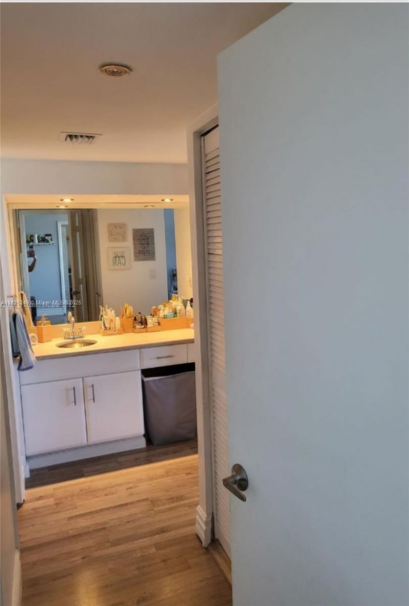 20335 W Country Club Dr, Unit PH2, Aventura, FL 33180 Photo