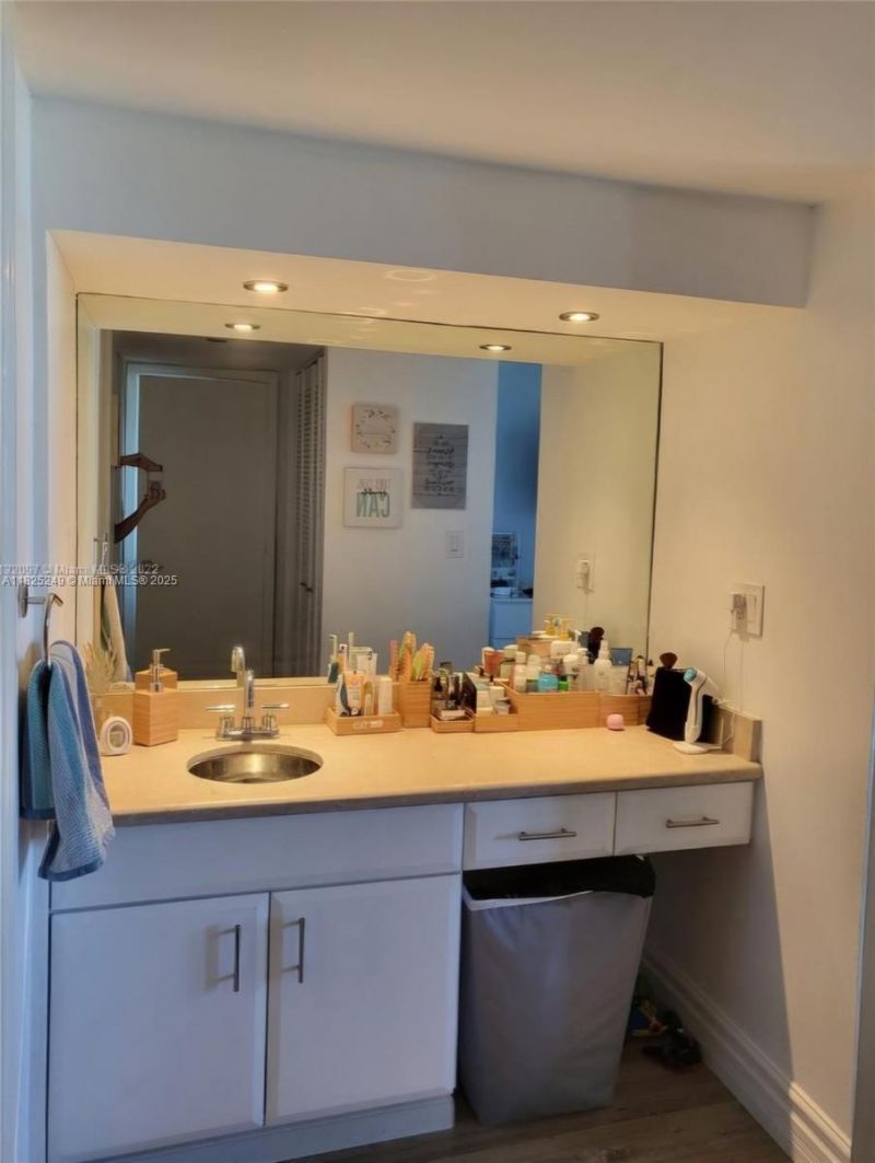 20335 W Country Club Dr, Unit PH2, Aventura, FL 33180 Photo