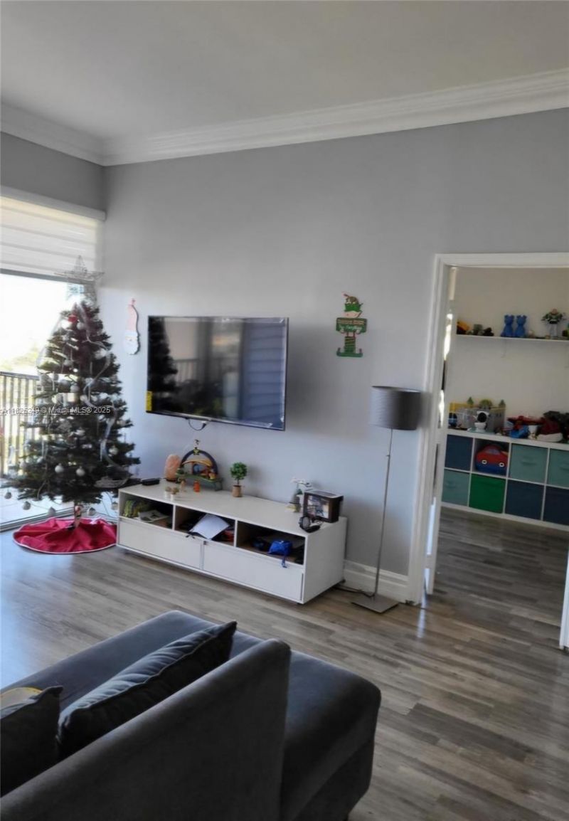 20335 W Country Club Dr, Unit PH2, Aventura, FL 33180 Photo