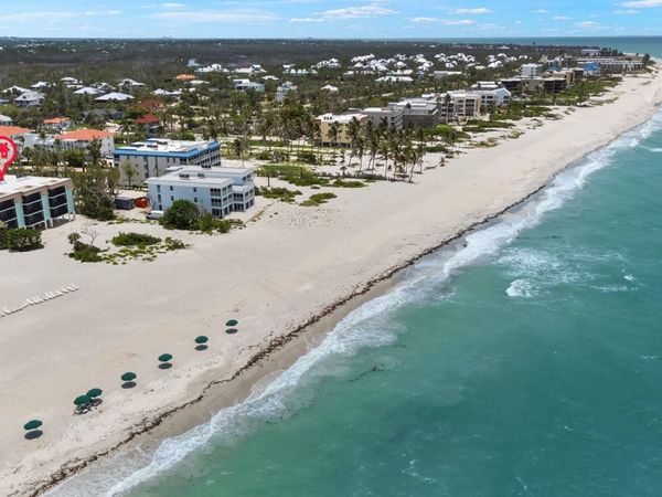 3067 W Gulf Dr, Unit 102, Sanibel, FL 33957