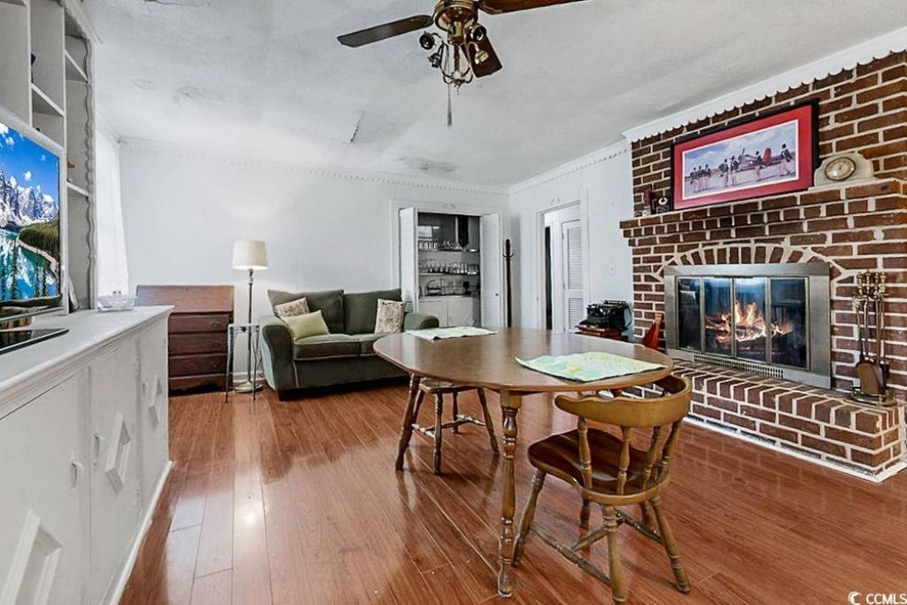 208 Prince St. Photo 14