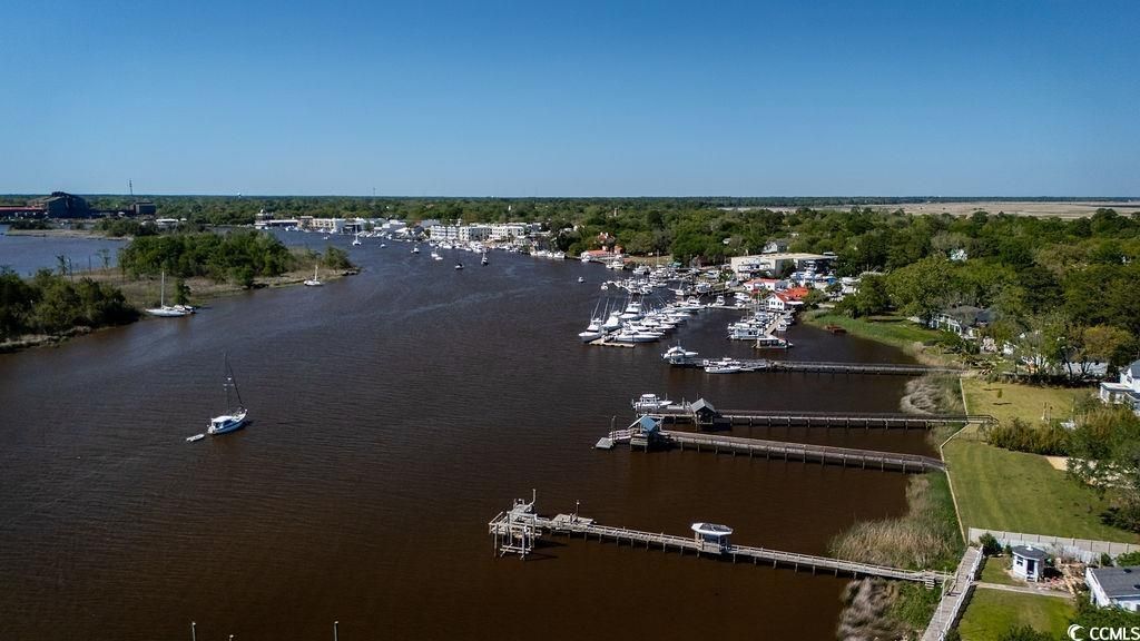 208 Prince St. Photo 5