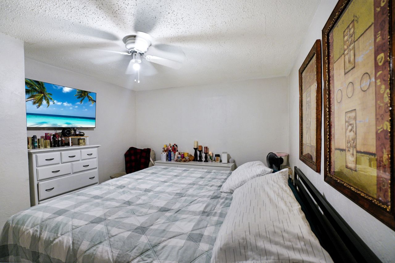 1395 SW 46 Th Avenue, Fort Lauderdale, FL 33317 Photo