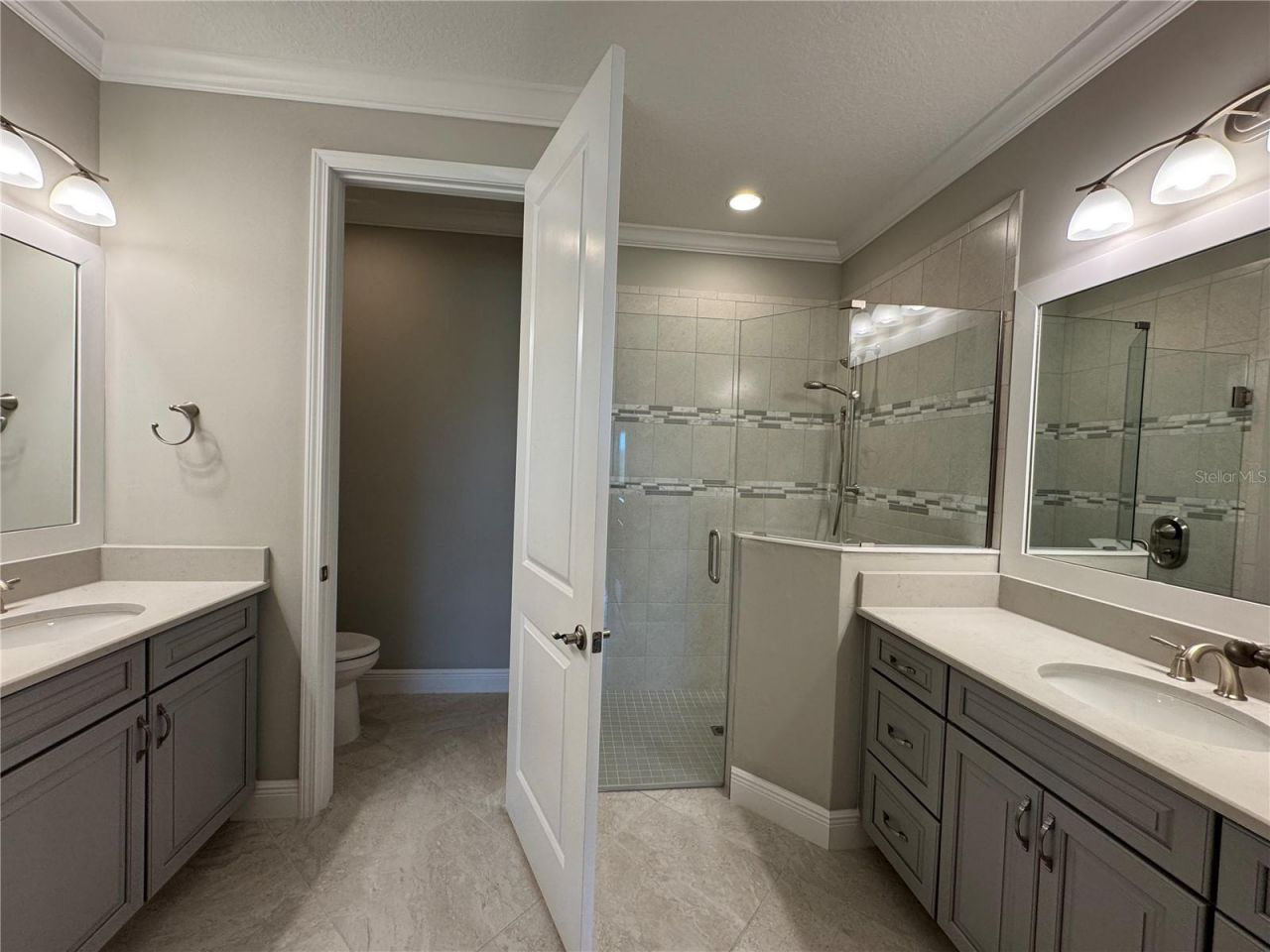 239 Okeeffe Circle, Bradenton, FL 34212 Photo