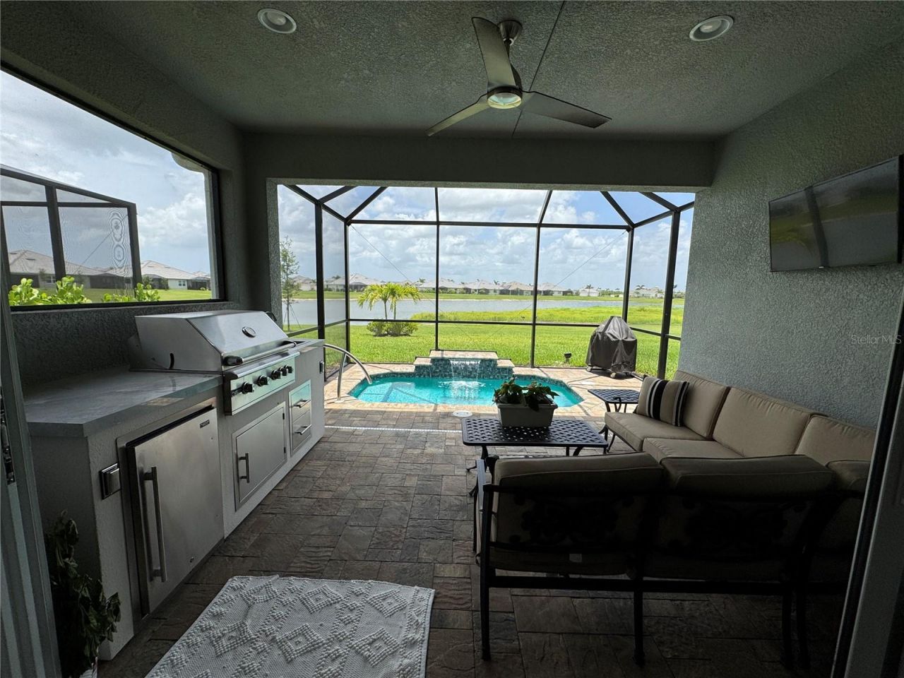 239 Okeeffe Circle, Bradenton, FL 34212 Photo