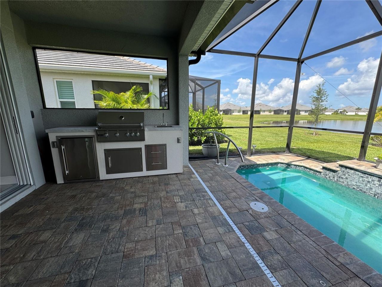 239 Okeeffe Circle, Bradenton, FL 34212 Photo