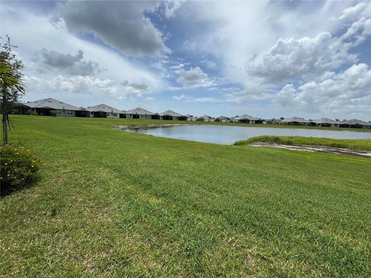 239 Okeeffe Circle, Bradenton, FL 34212 Photo