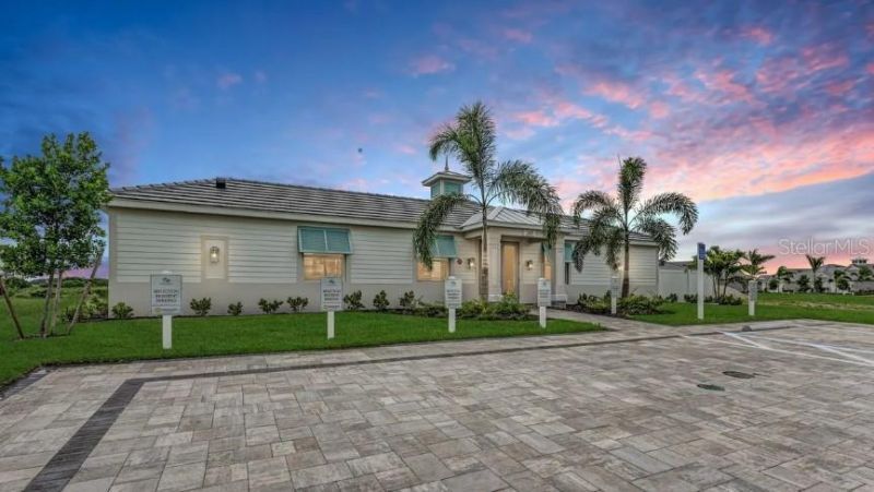 239 Okeeffe Circle, Bradenton, FL 34212 Photo