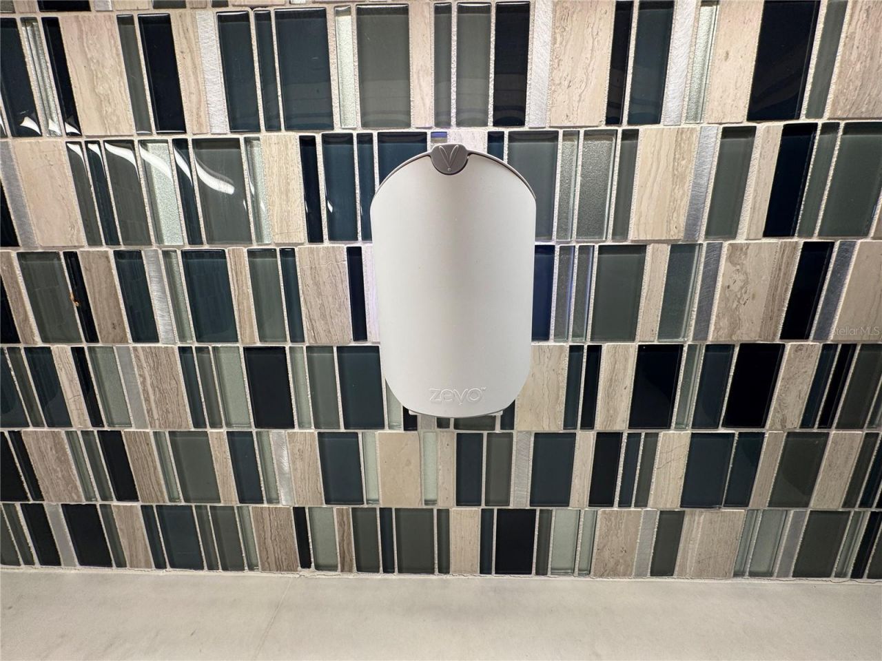 239 Okeeffe Circle, Bradenton, FL 34212 Photo