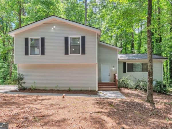 5215 Mainstreet Park Drive, Stone Mountain, GA 30088