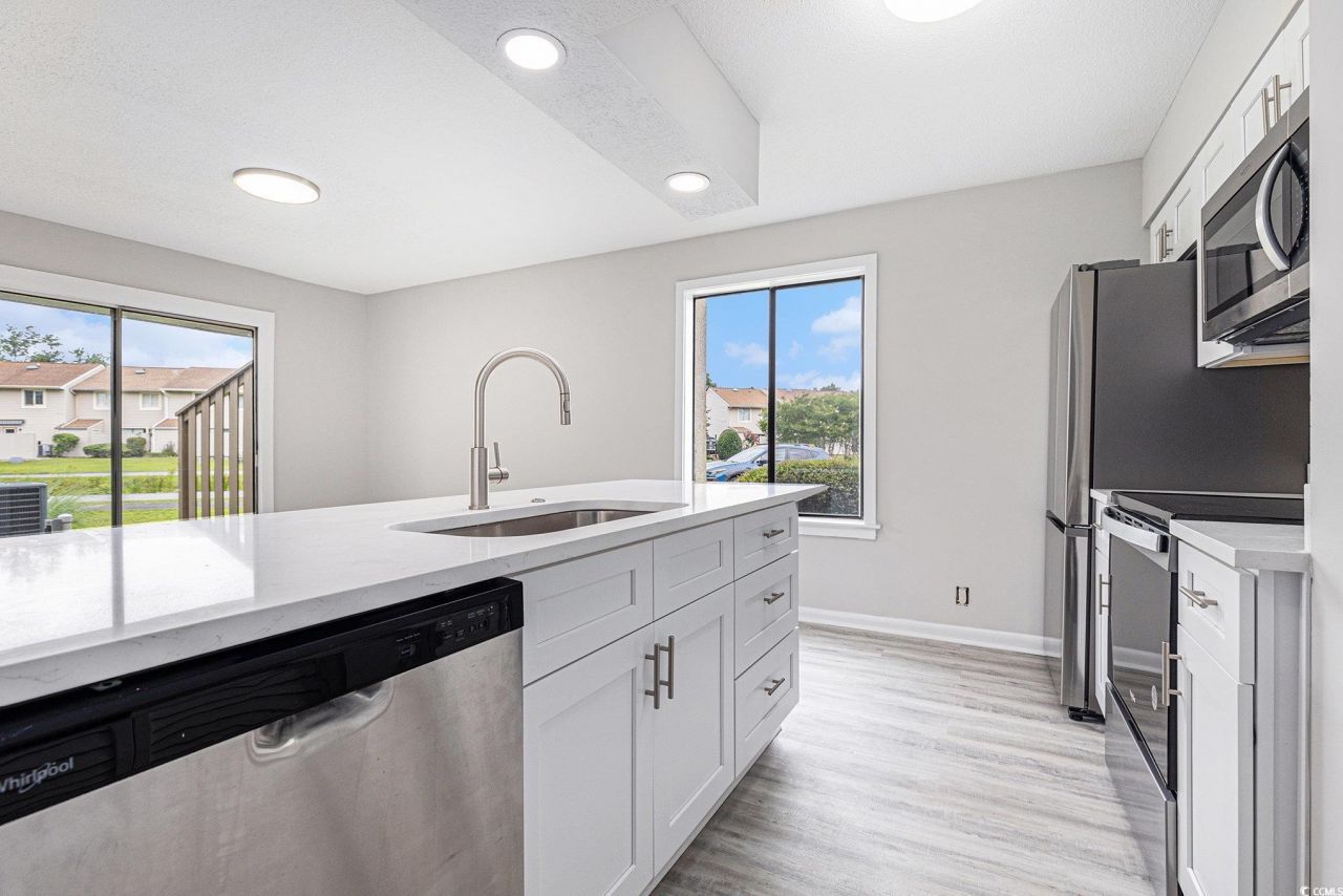 800 Egret Circle Photo 7