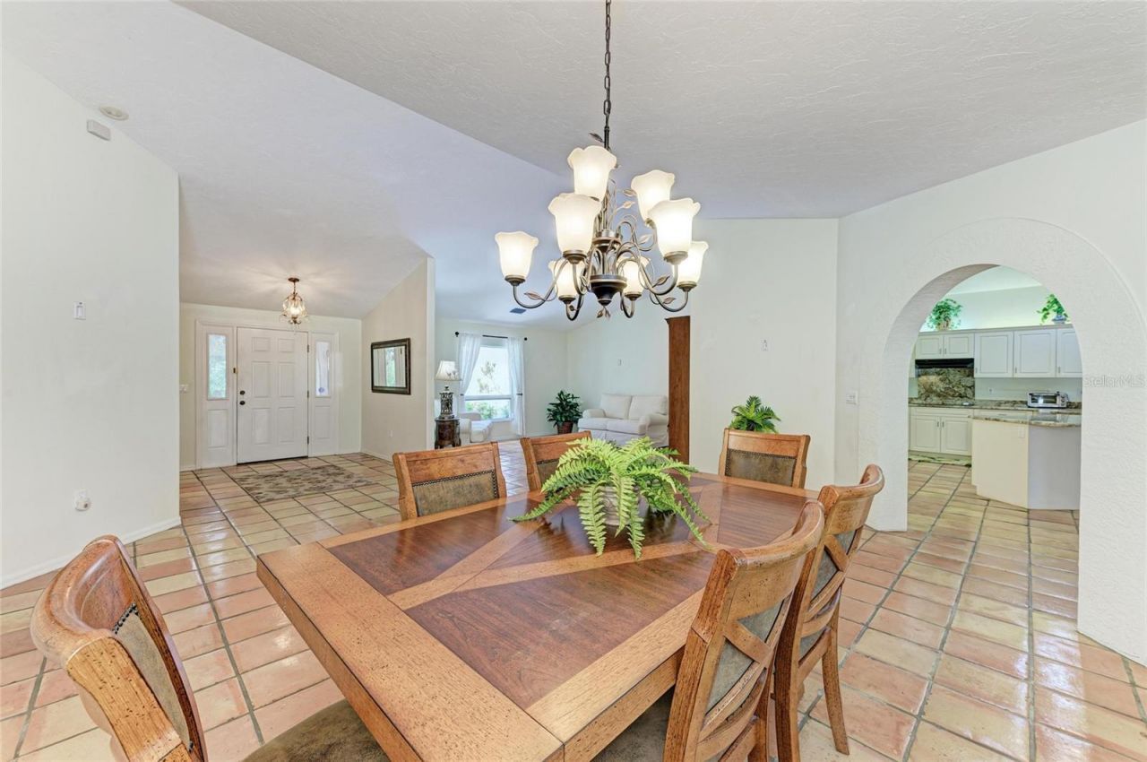 3217 Oak Grove Drive, Sarasota, FL 34243 Photo